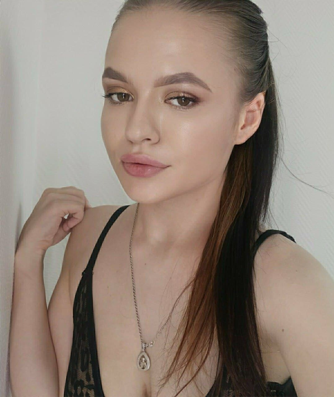 Проститутка Питера Ксюша с 3 размером груди предлагает интим услуги у метро Купчино  +7(981)155-42-85 - фото 2